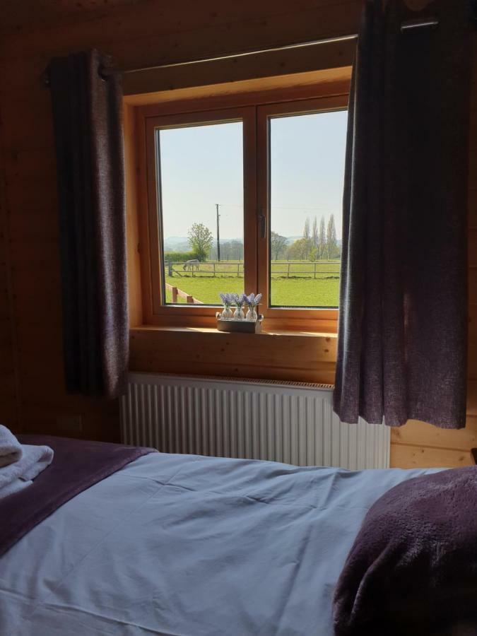 Ruth'S Retreat Country Retreat With Private Hot Tub Villa Shrewsbury Ngoại thất bức ảnh